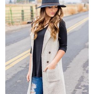 NWT Active USA Sleeveless Notched Collar
Long Sweater Vest